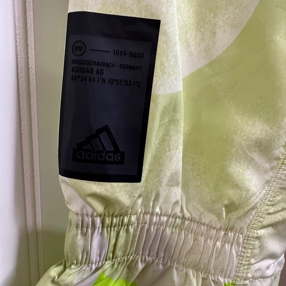 Adidas Women's City Escape Full-Zip Hoodie Jacket Bright Green and White Size L - Picture 10 of 16